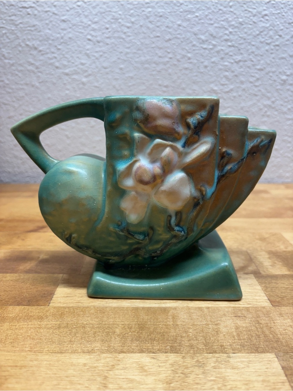 Vintage Roseville Magnolia 182-5 Pottery Vase Matte Green Floral Planter